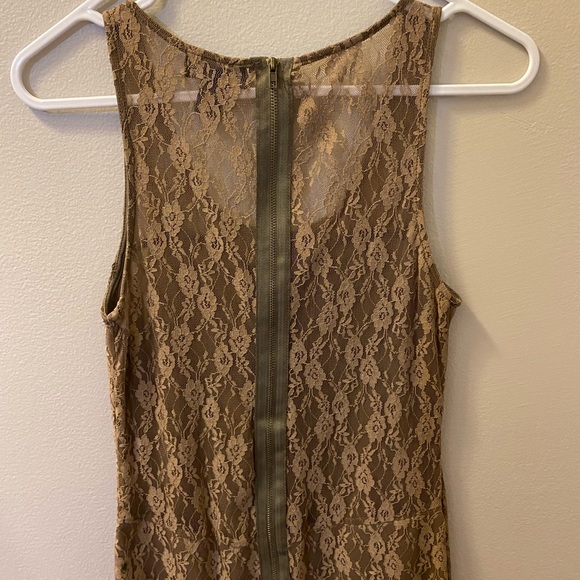 Seductions bodycon lace dress - Picture 4 of 4